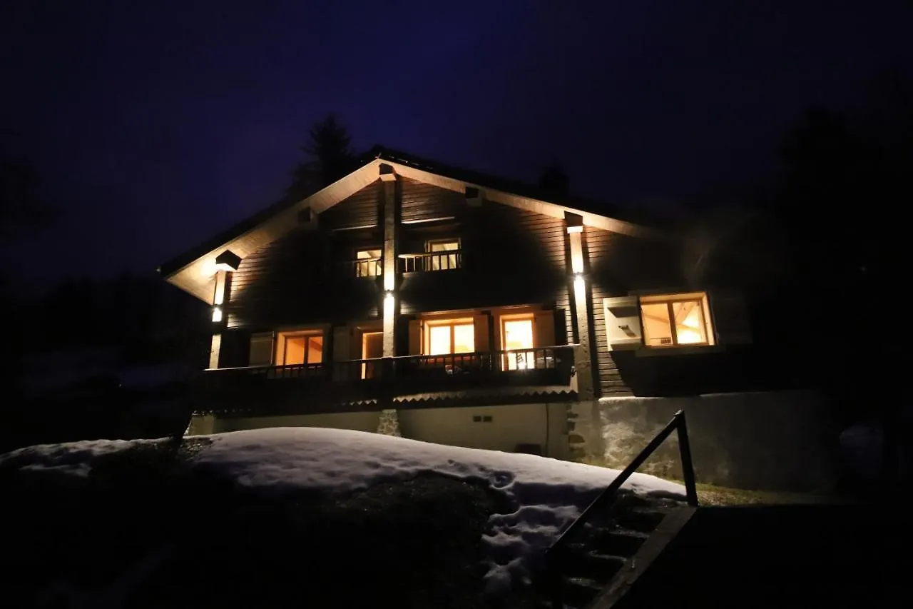 Villa Sous les Ecotagnes à Les Villards-sur-Thônes 0*,  France